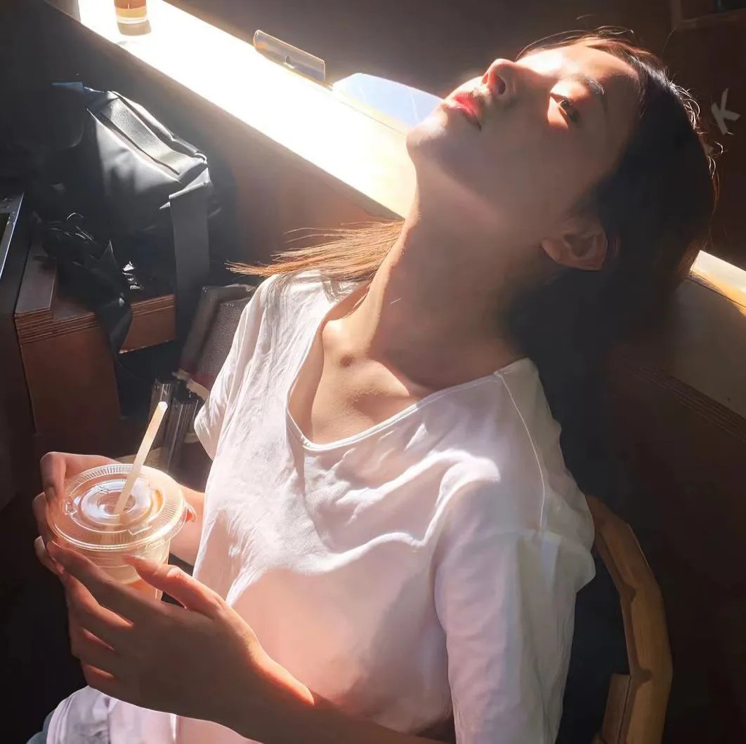 冰美人封面
