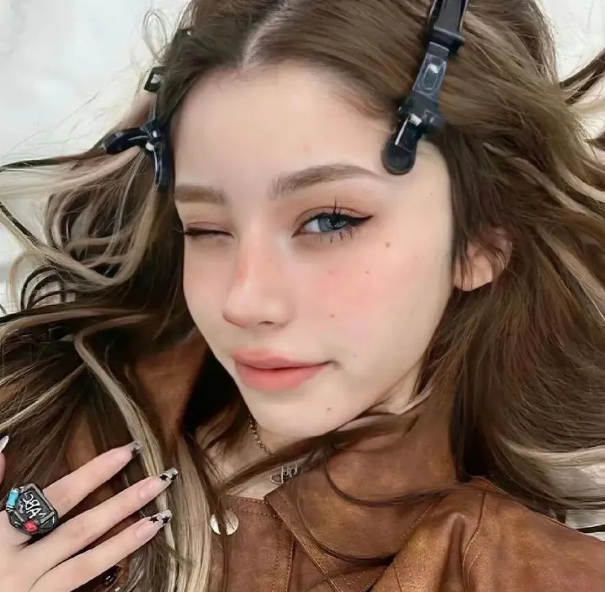 预言家请睁眼封面